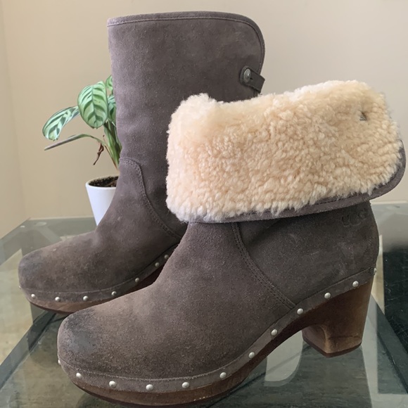 EUC UGG AUSTRALIA Lynnea Clog Boots - Picture 1 of 15